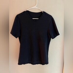 Lululemon T Shirt